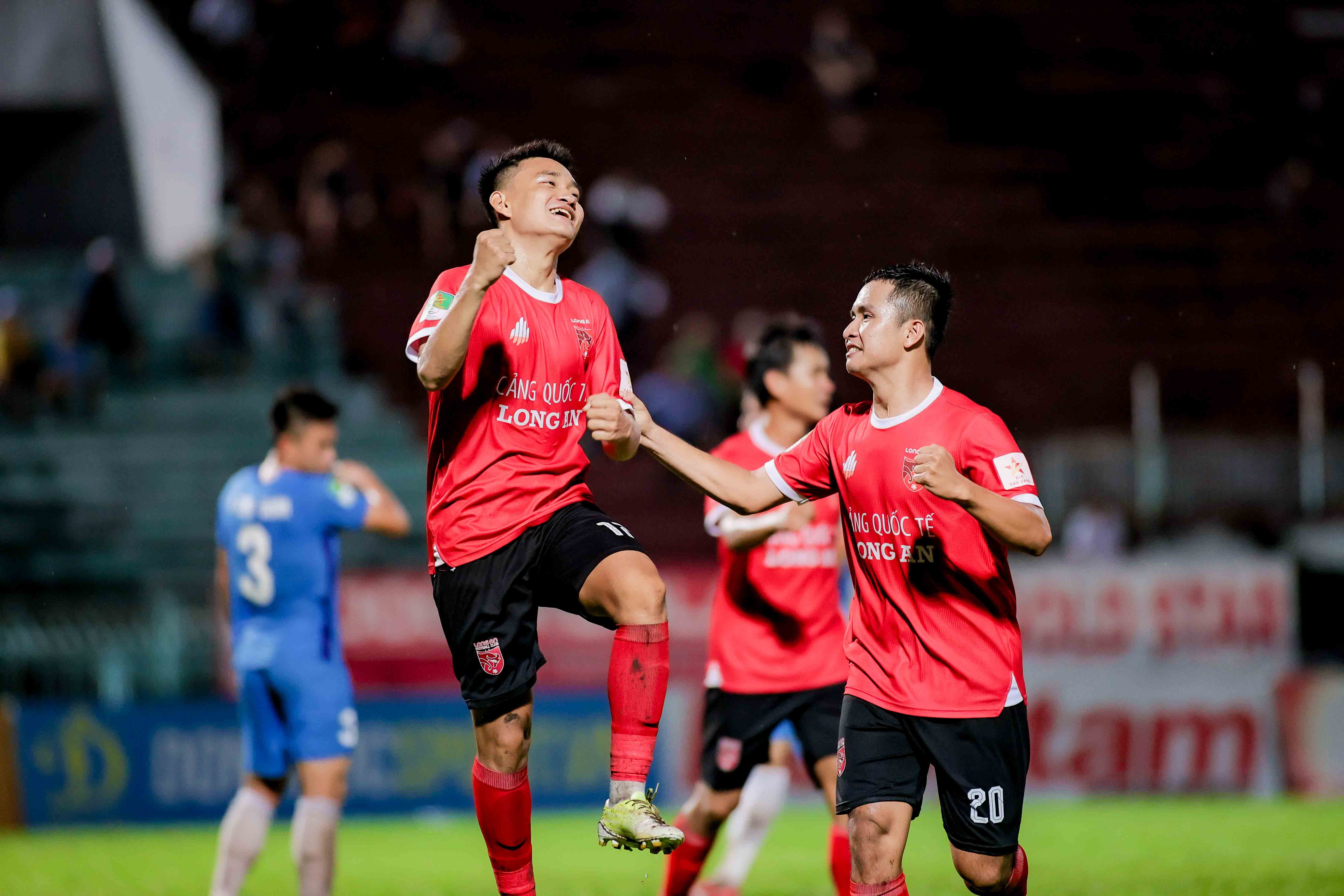 CLB LONG AN ảnh 7 CLB LONG AN anh 7