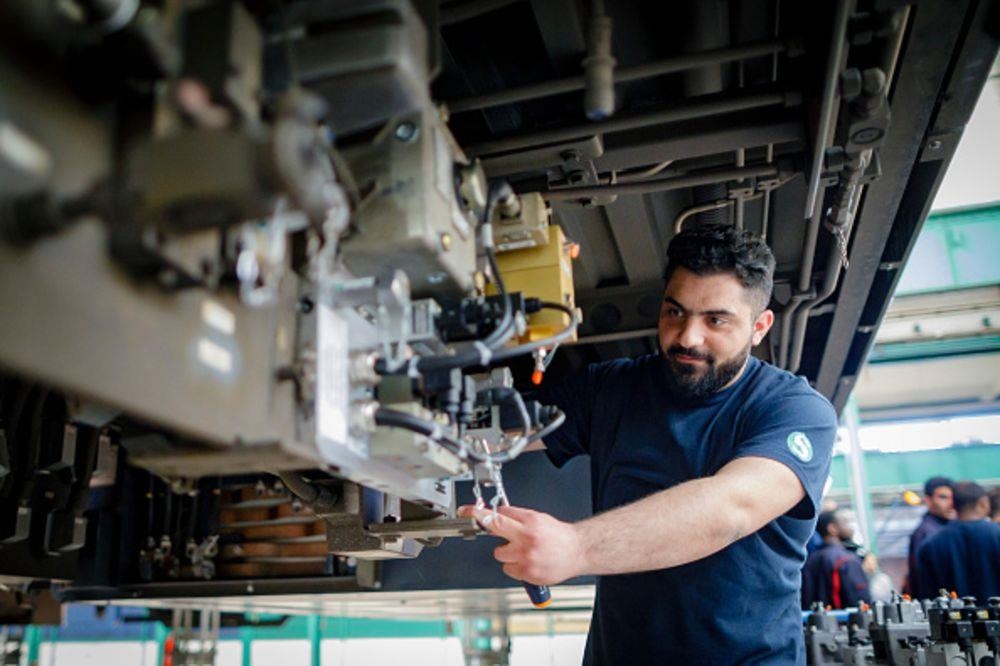 Cong ty Bac Au: Nghi phep 15 ngay/nam la qua it, can it nhat 4-5 tuan hinh anh