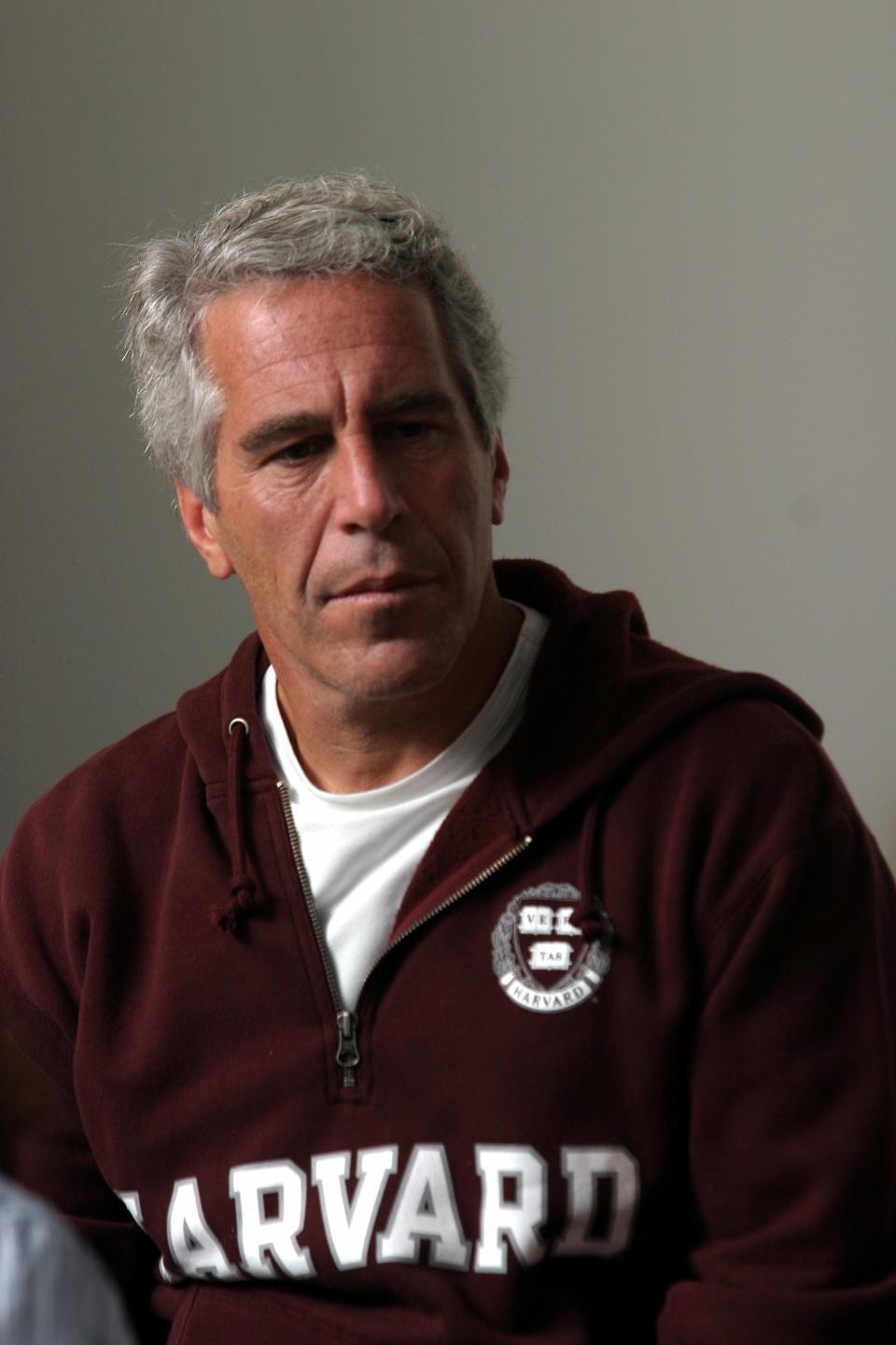 Tỷ phú ấu dâm Jeffrey Epstein ảnh 1 Ty phu au dam Jeffrey Epstein anh 1