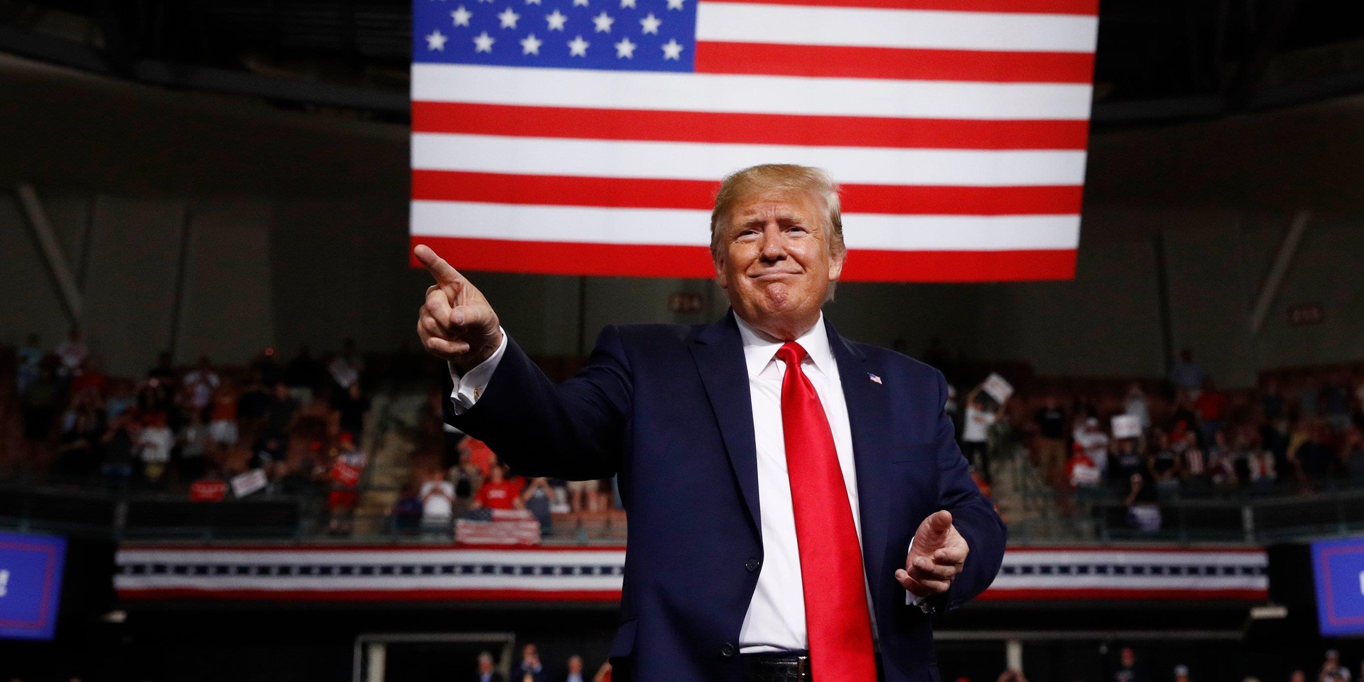 Neu kinh te My suy thoai, Tong thong Trump co con co hoi tai dac cu? hinh anh