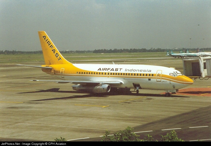 Nhung may bay gia coi nhat van dang duoc cac hang su dung hinh anh