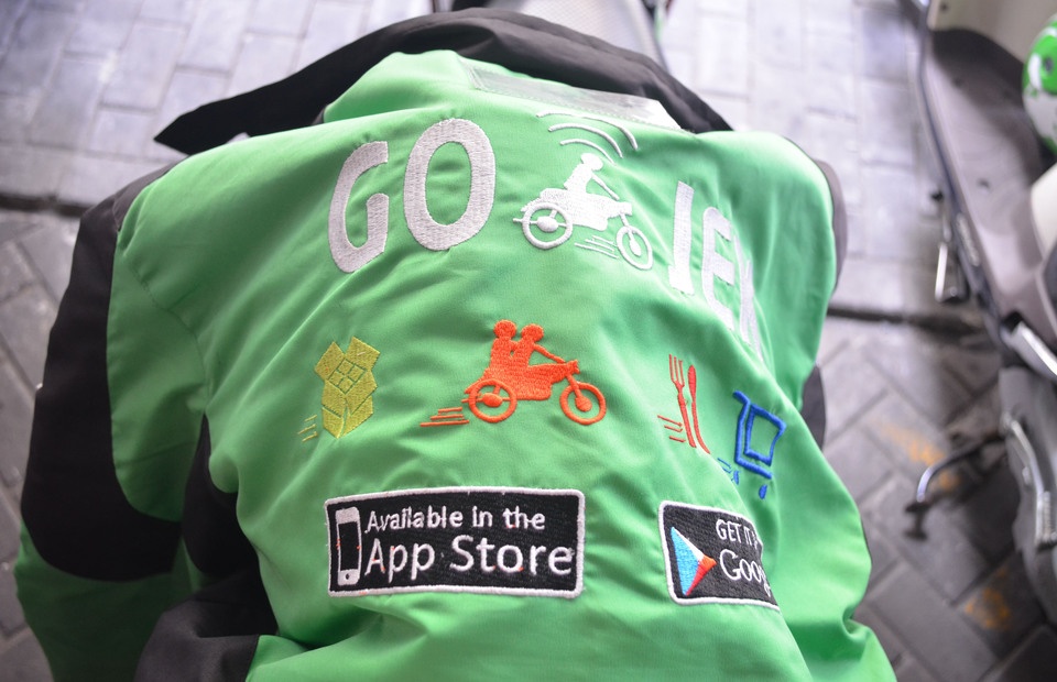 Tai xe cong nghe hanh hung hanh khach gay buc xuc tai nuoc ngoai hinh anh