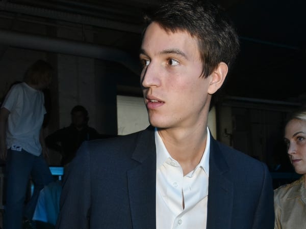 Ty phu giau thu ba the gioi anh 26