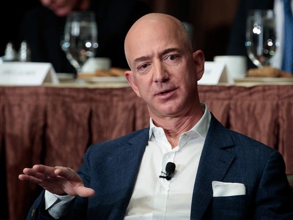 Ty phu giau thu ba the gioi anh 4