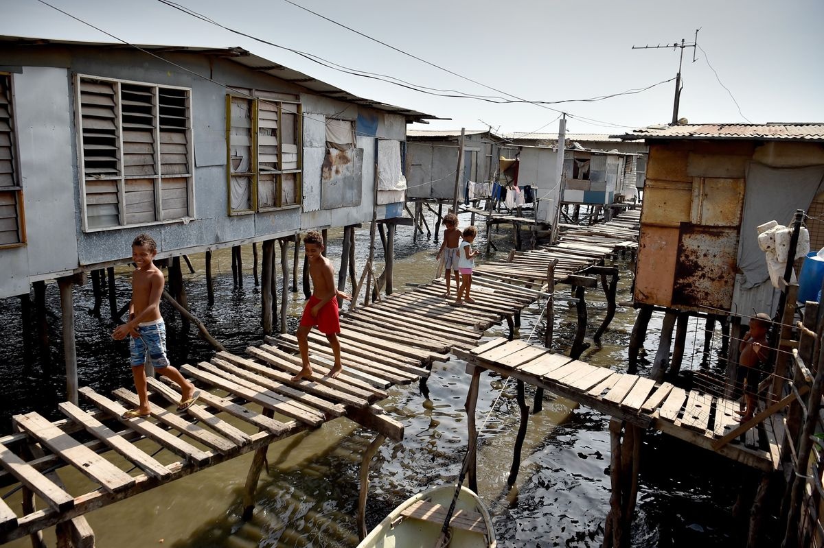 'Trung Quoc day cac dao quoc Thai Binh Duong vao bay no' hinh anh