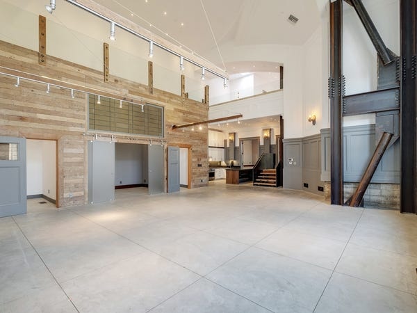 Can nha xay lai tu nha tho anh 12