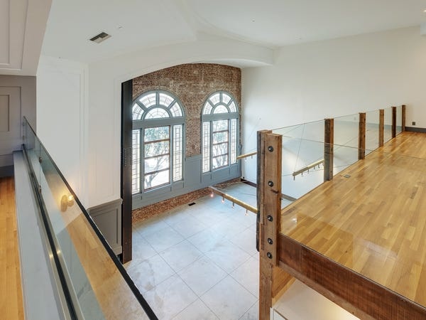 Can nha xay lai tu nha tho anh 15