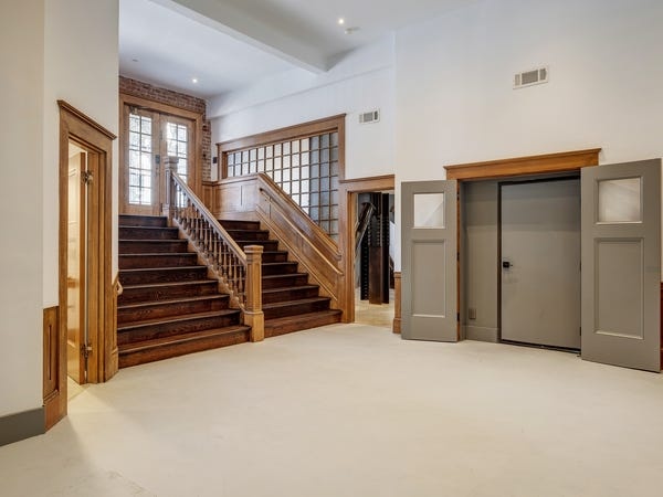 Can nha xay lai tu nha tho anh 18