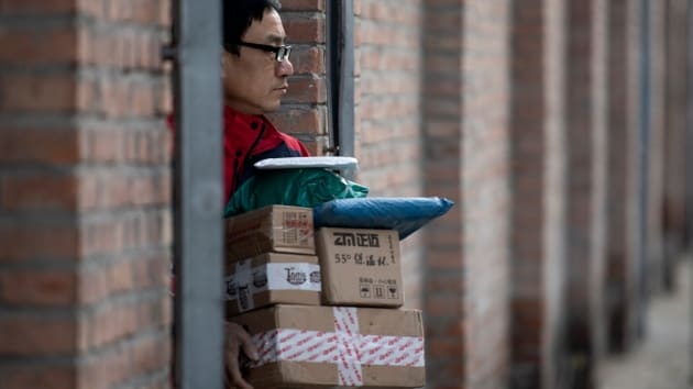 Mua sam dip le doc than Trung Quoc dan pho bien o Dong Nam A hinh anh