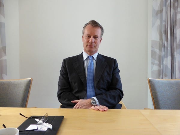 5 ty phu USD tre nhat anh 9