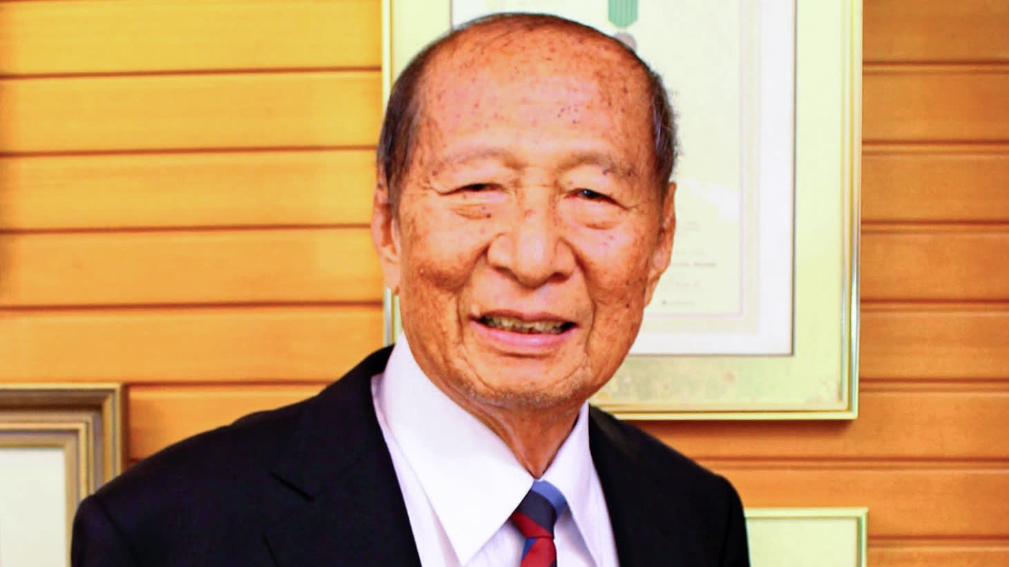 Ty phu sang lap Tap doan Ciputra qua doi hinh anh