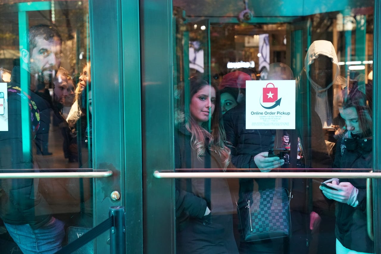 Ngay hoi mua sam Black Friday anh 5