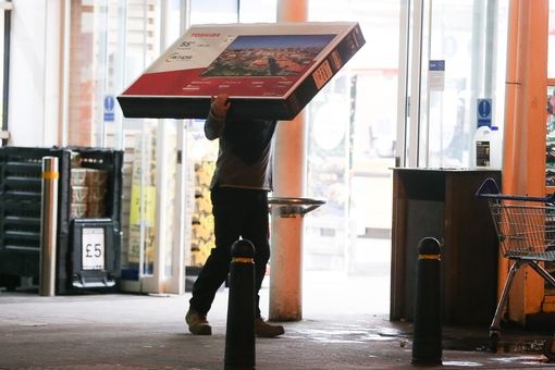 Ngay hoi mua sam Black Friday anh 10