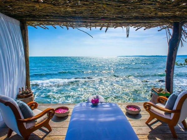 10 khach san xa xi anh 8