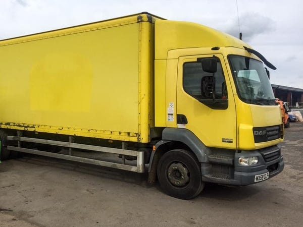 Cuoc song tren xe tai anh 1