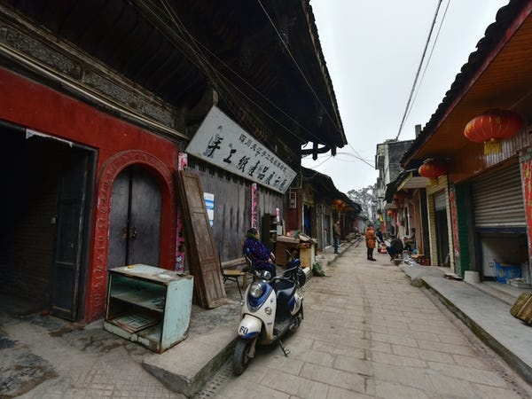 Ty phu lau Zhang Yong anh 9