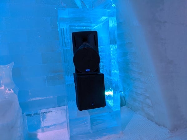 khach san bang tuyet o Canada anh 12