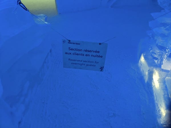 khach san bang tuyet o Canada anh 14