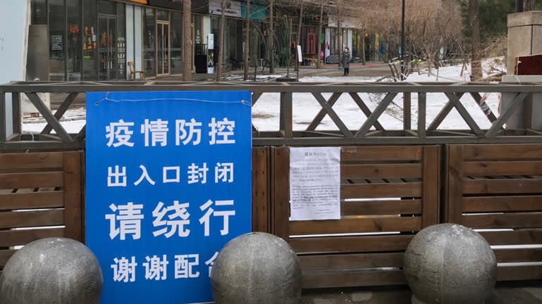 Bac Kinh hoang vang vi virus corna anh 8