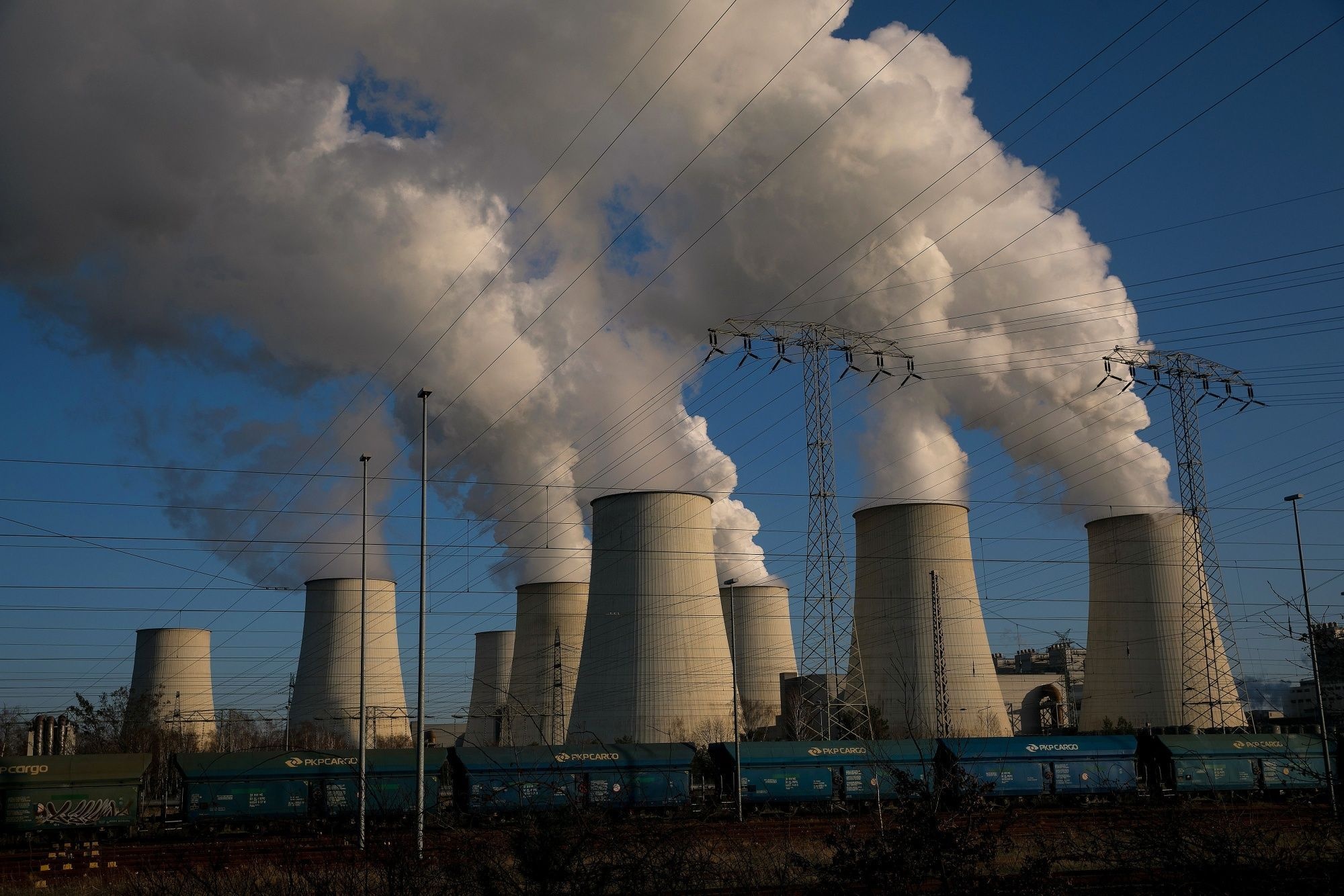 Thiet hai kinh te vi o nhiem khong khi anh 1