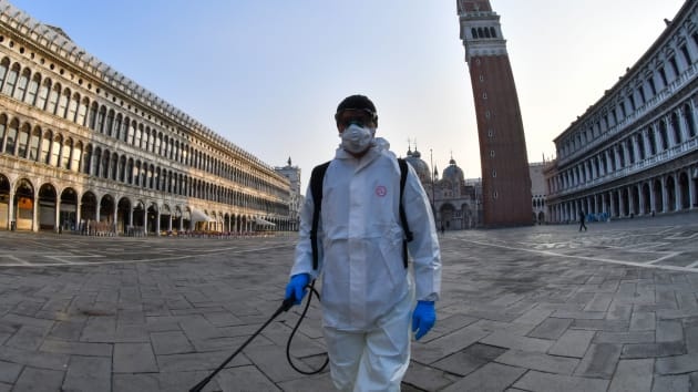 Italy vang tanh anh 1