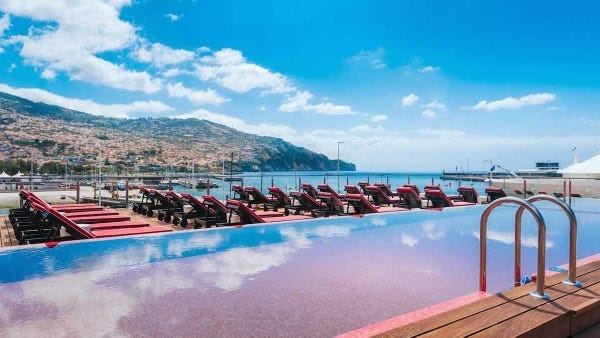 Khach san cua CR7 anh 11