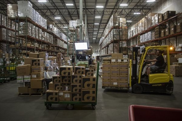 San xuat thiet bi y te anh 1