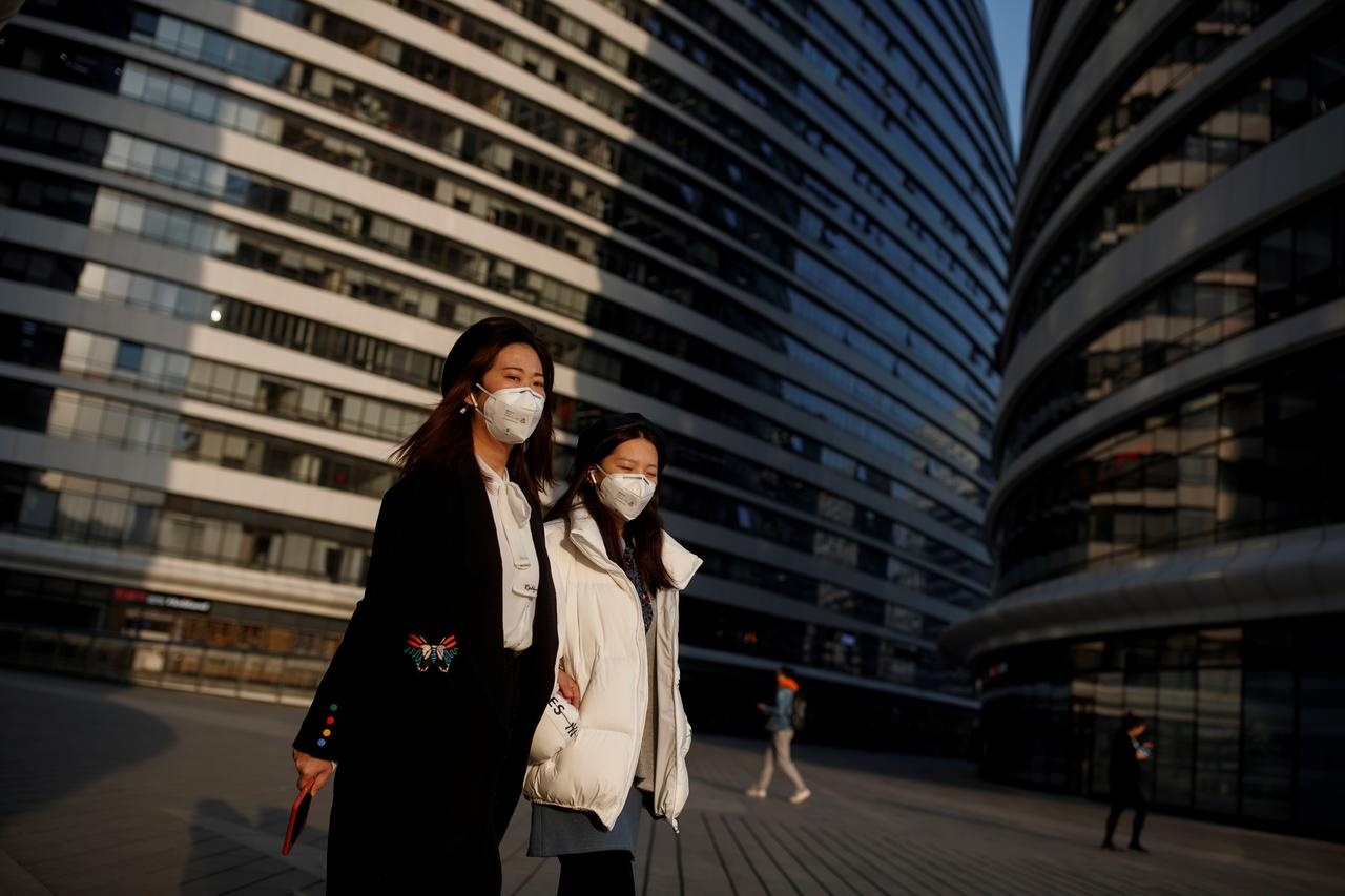 Cac cong ty My nong long doi khau trang tu Trung Quoc hinh anh