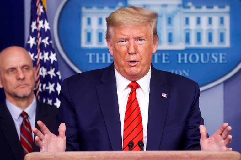 NYT: Goi cuu tro 2.000 ty USD khong du de vuc day kinh te My hinh anh