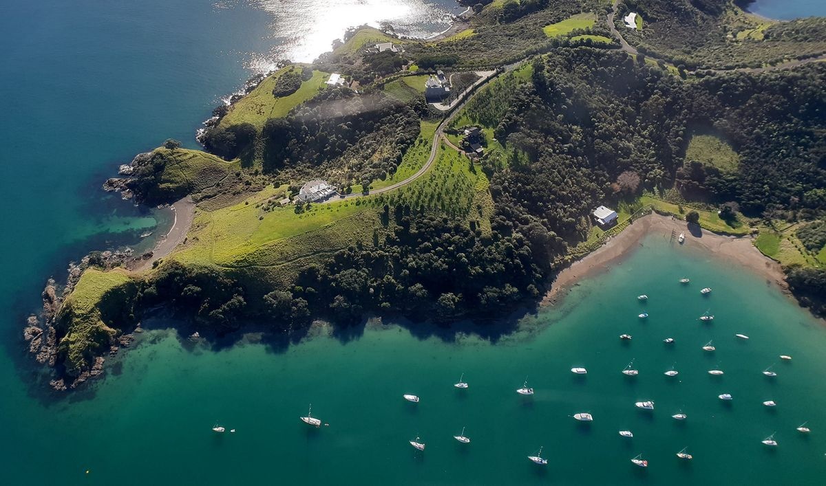 Ham tru an cua gioi nha giau anh 1