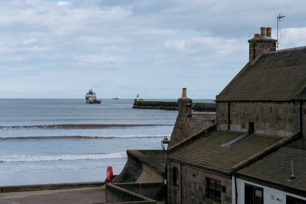 Dich Covid-19 se 'thieu rui' nganh cong nghiep dau Bien Bac? hinh anh