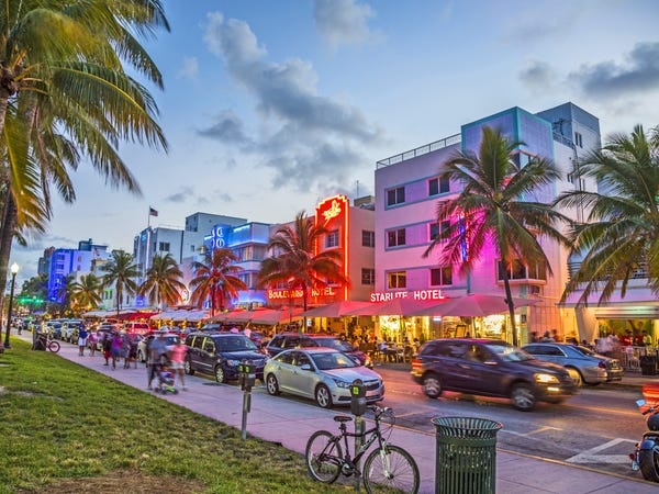 Bai bien Miami anh 2