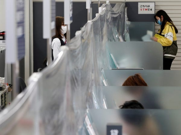 Gian cach xa hoi anh 13