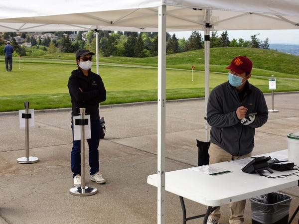 Gian cach xa hoi anh 8