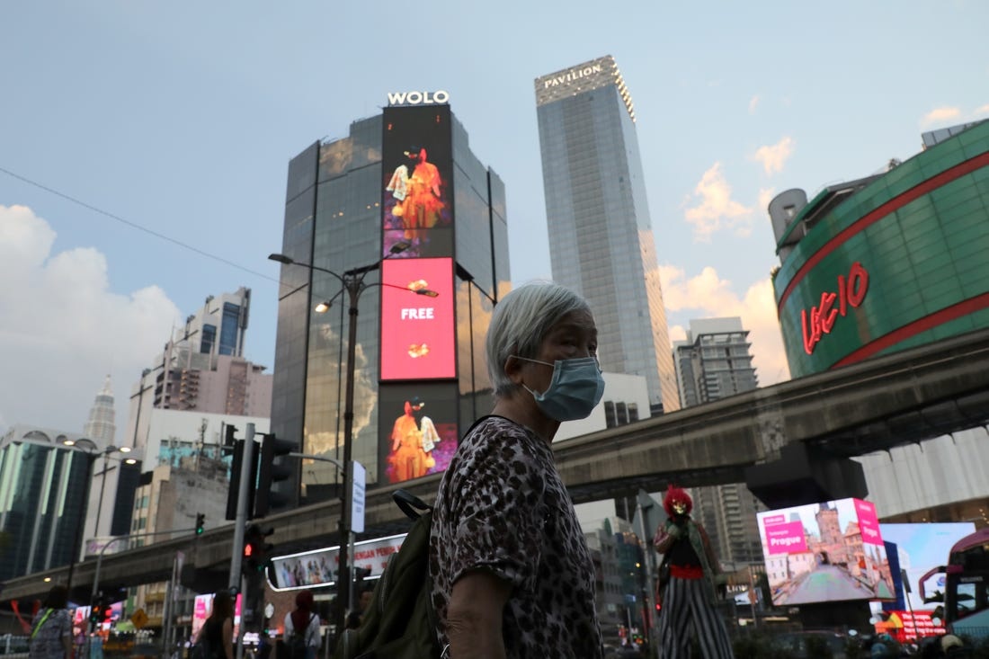 Trung Quoc co the hoi sinh giac mo 'Huong Tay' de cuu nen kinh te? hinh anh