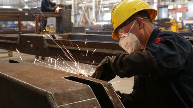 Doanh nghiep Au - My se ton 1.000 ty USD de dua cac nha may roi TQ hinh anh