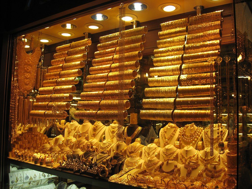 Gia vang the gioi thap nhat 2,5 nam hinh anh