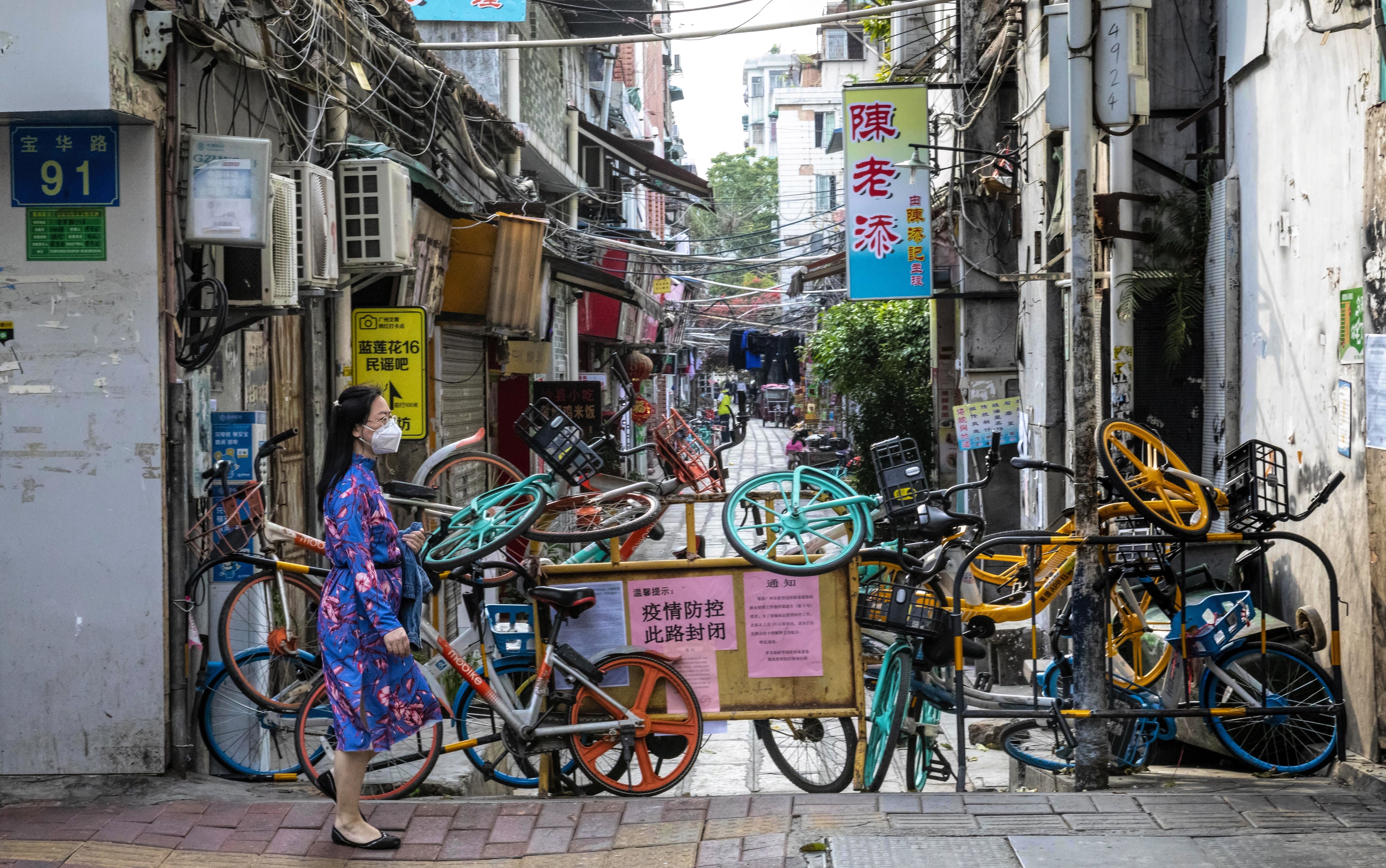 Tinh the tien thoai luong nan cua kinh te the gioi hinh anh