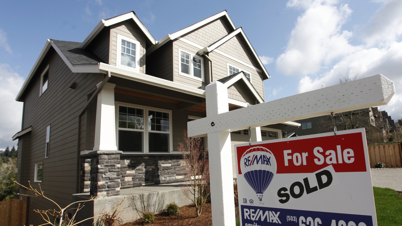 Co nen mua nha ngay bay gio? hinh anh