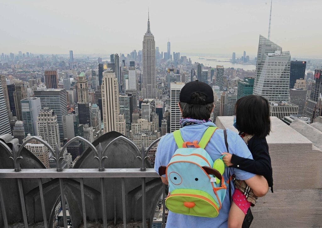 'New York dang o bo vuc cua tham kich' hinh anh