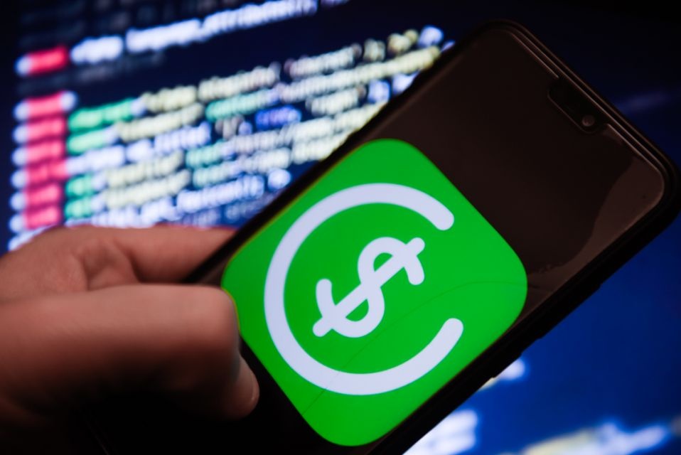 Lua dao tren vi dien tu anh 3