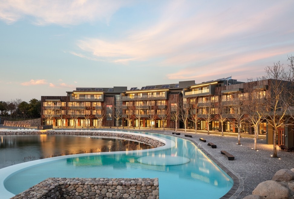 10 khach san xa xi tot nhat ra mat trong nam 2020 hinh anh