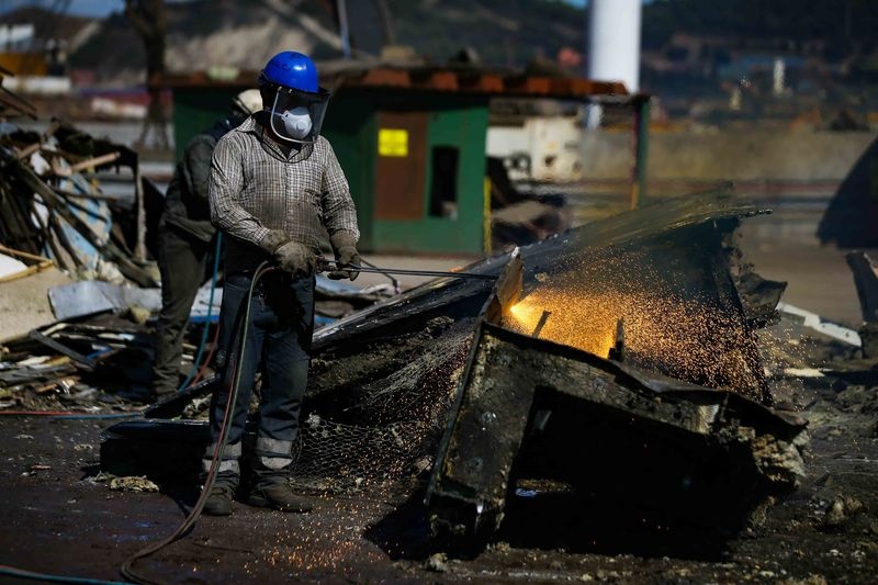 Pha do du thuyen hang sang anh 7