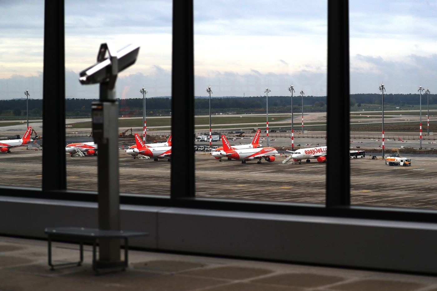 San bay 7 ty USD cua Duc mo cua sau 9 nam tri hoan hinh anh