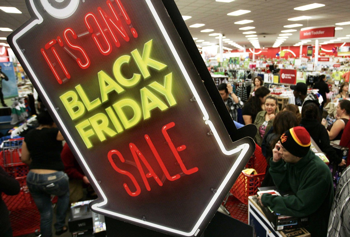 Ngay giam gia Black Friday anh 4