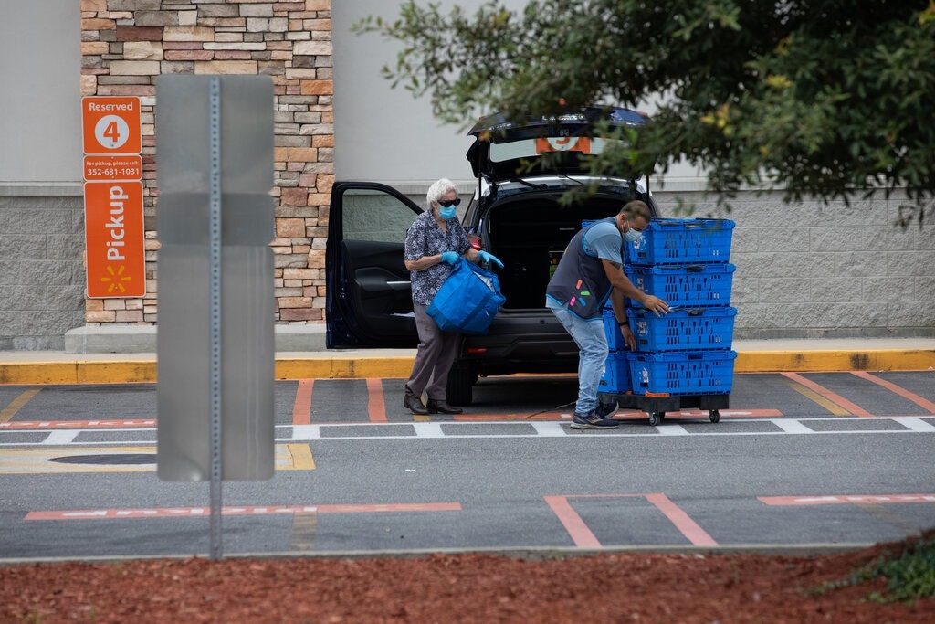 Black Friday o My va chau Au anh 5