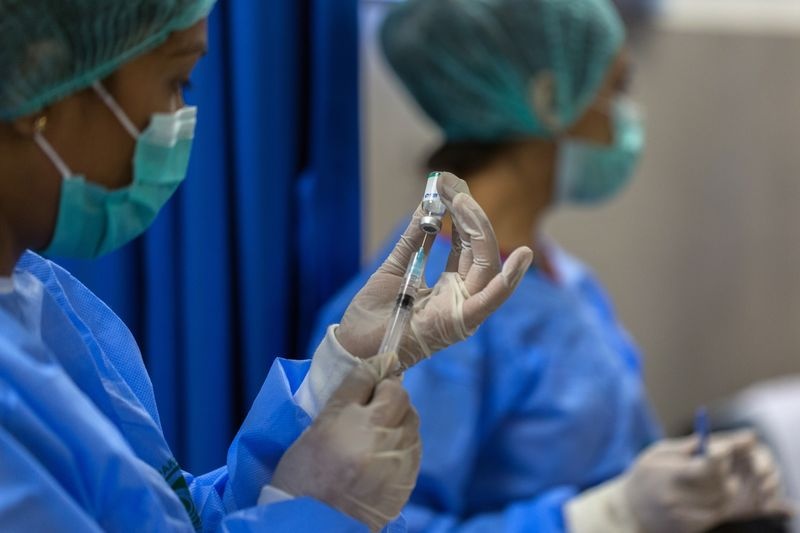 An Do dan truoc Trung Quoc trong cuoc dua vaccine Covid-19 gia re hinh anh