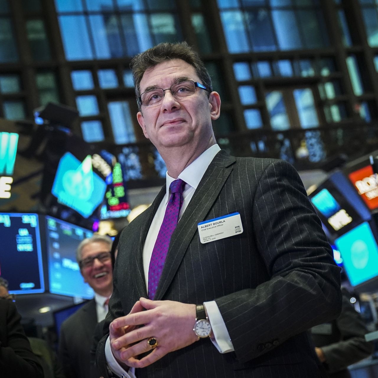 Phan phoi vaccine anh 1