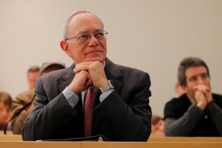 My chi 100 ty USD anh 2