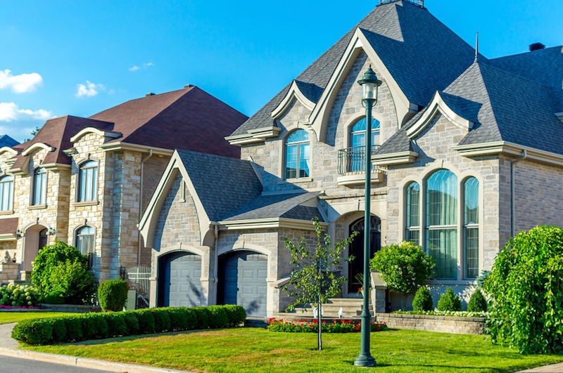 Con sot gia bat dong san tren toan the gioi hinh anh